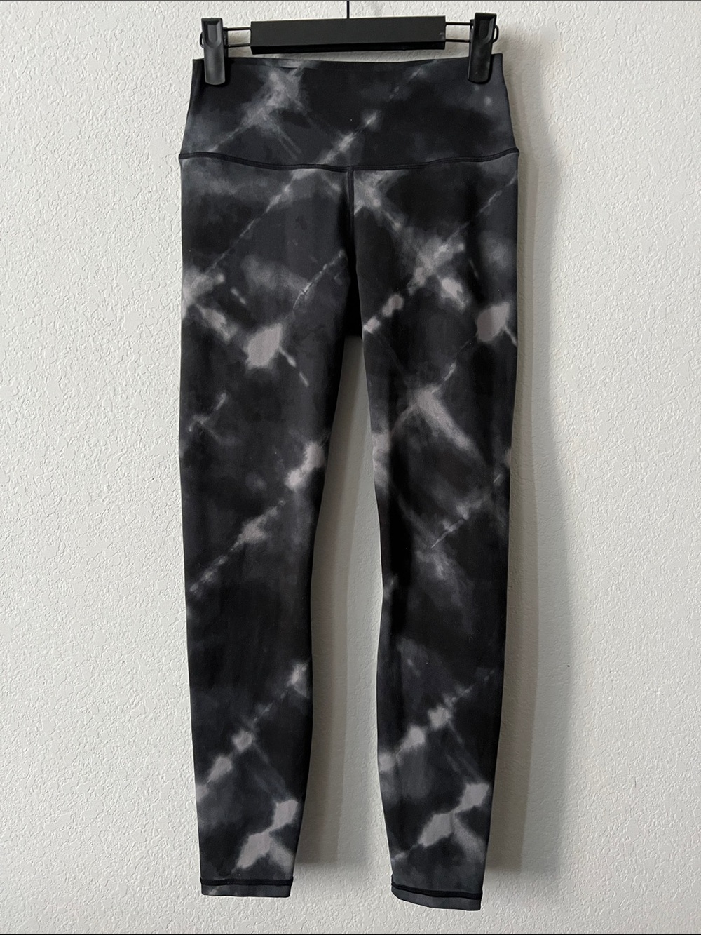 Varley Century Legging in Lolux Tie Dye Black Grey Size Small